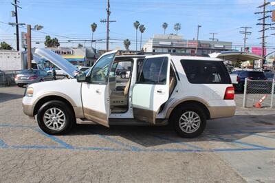 2013 Ford Expedition XLT   - Photo 24 - Van Nuys, CA 91406