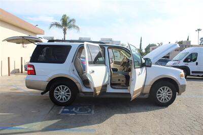2013 Ford Expedition XLT   - Photo 28 - Van Nuys, CA 91406