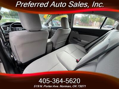 2013 Honda Civic Natural Gas - Photo 8 - Norman, OK 73071