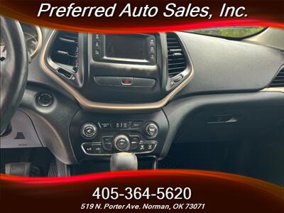 2016 Jeep Cherokee Latitude   - Photo 16 - Norman, OK 73071