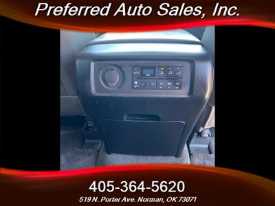 2013 Toyota Sequoia SR5   - Photo 5 - Norman, OK 73071