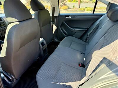2014 Volkswagen Jetta S   - Photo 9 - Auburn, WA 98002
