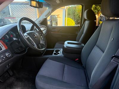 2013 GMC Yukon SLT 2500   - Photo 8 - Auburn, WA 98002