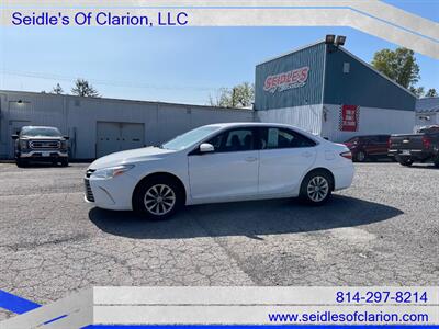 2016 Toyota Camry LE   - Photo 1 - Clarion, PA 16214