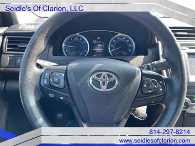 2016 Toyota Camry LE   - Photo 6 - Clarion, PA 16214