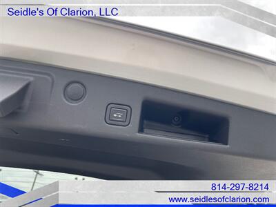 2020 Chevrolet Equinox LT   - Photo 13 - Clarion, PA 16214