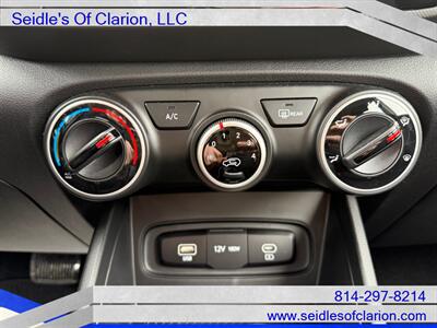 2025 Hyundai VENUE SE   - Photo 20 - Clarion, PA 16214