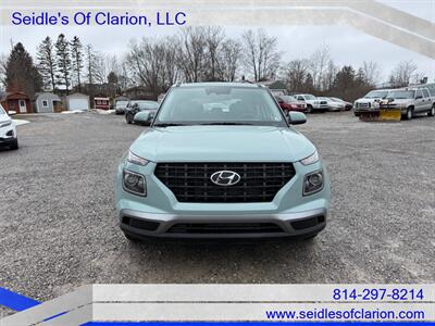 2025 Hyundai VENUE SE   - Photo 2 - Clarion, PA 16214