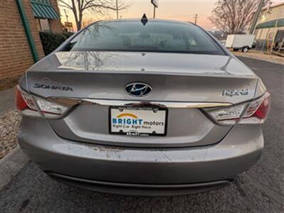 2015 Hyundai SONATA Hybrid   - Photo 5 - Knoxville, TN 37919