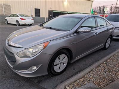 2015 Hyundai SONATA Hybrid   - Photo 19 - Knoxville, TN 37919