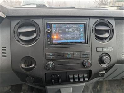 2014 Ford F-350 Super Duty XL  Utility Body - Photo 13 - Knoxville, TN 37919