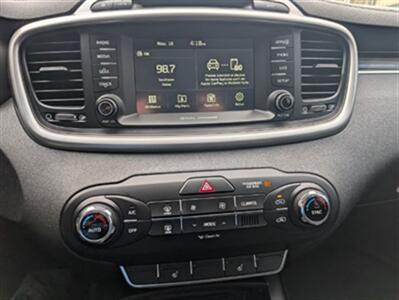 2017 Kia Sorento L - Photo 11 - Knoxville, TN 37919
