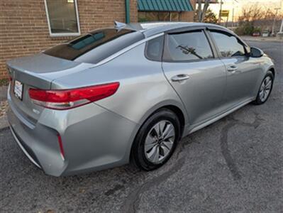 2017 Kia Optima Hybrid Premium - Photo 24 - Knoxville, TN 37919