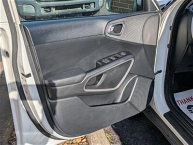 2024 Kia Soul LX   - Photo 7 - Knoxville, TN 37919