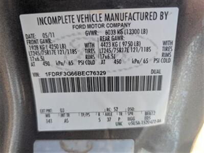 2011 Ford F-350 Super Duty XL   - Photo 25 - Knoxville, TN 37919
