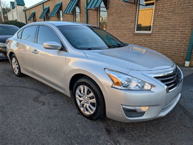 2015 Nissan Altima 2.5   - Photo 1 - Knoxville, TN 37919