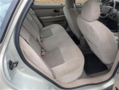 2007 Ford Taurus SE   - Photo 15 - Knoxville, TN 37919