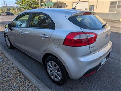 2013 Kia Rio 5-Door LX   - Photo 3 - Knoxville, TN 37919