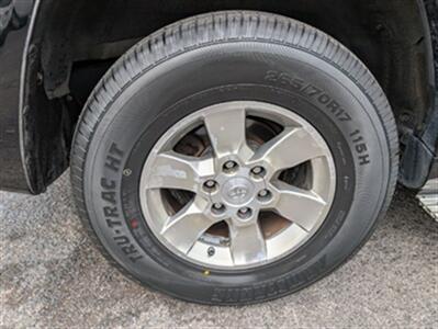 2012 Toyota 4Runner SR5 - Photo 6 - Knoxville, TN 37919