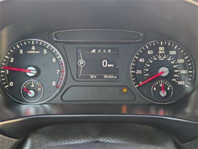 2016 Kia Sorento LX - Photo 10 - Knoxville, TN 37919