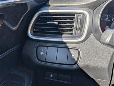2016 Kia Sorento LX - Photo 14 - Knoxville, TN 37919