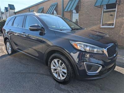 2016 Kia Sorento LX - Photo 1 - Knoxville, TN 37919