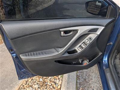 2015 Hyundai Elantra SE   - Photo 8 - Knoxville, TN 37919