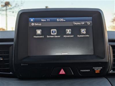 2020 Hyundai Veloster 2.0L - Photo 14 - Knoxville, TN 37919