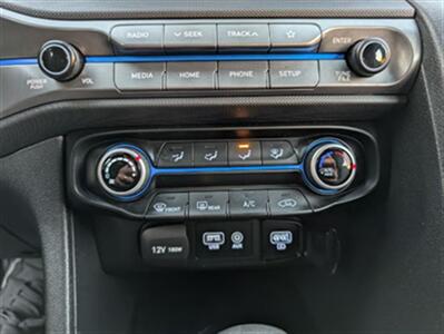 2020 Hyundai Veloster 2.0L - Photo 16 - Knoxville, TN 37919