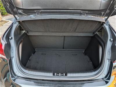 2020 Hyundai Veloster 2.0L - Photo 23 - Knoxville, TN 37919