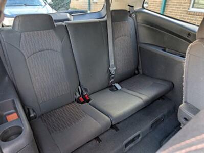 2017 Chevrolet Traverse LT   - Photo 21 - Knoxville, TN 37919