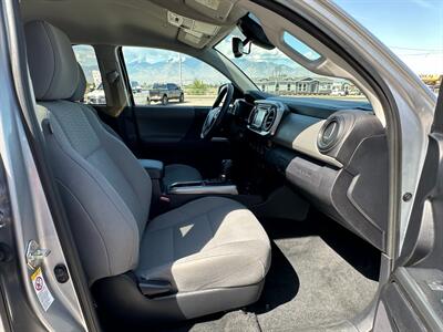 2019 Toyota Tacoma SR5 V6   - Photo 14 - Safford, AZ 85546