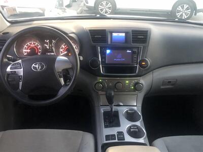 2013 Toyota Highlander   - Photo 9 - Ontario, CA 91762