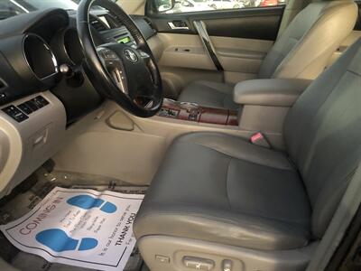 2009 Toyota Highlander Limited  AWD - Photo 9 - Ontario, CA 91762