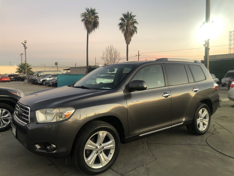 2009 Toyota Highlander Limited  AWD - Photo 1 - Ontario, CA 91762