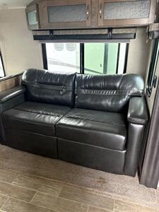 2019 PALAMINO PUMA 32 RKTS 32RKTS   - Photo 6 - Santee, CA 92071