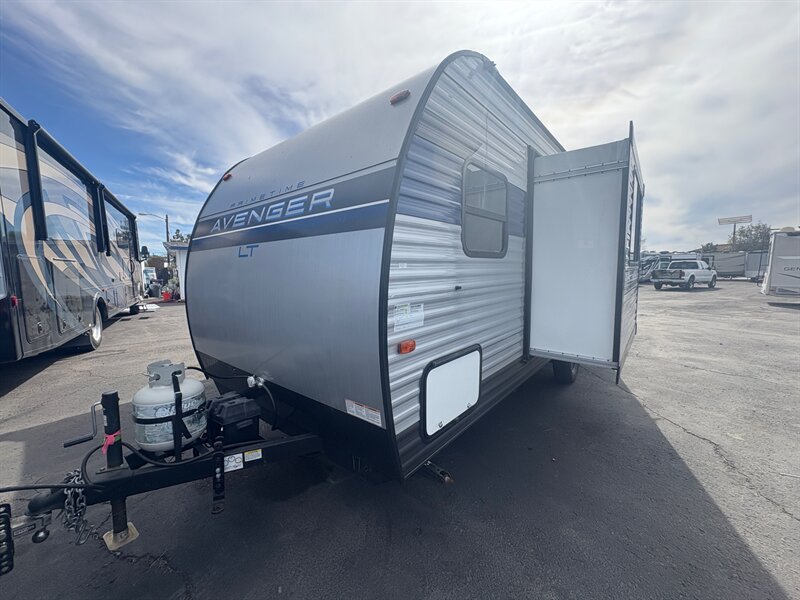 2024 Prime Time RV Avenger 17  BHS   - Photo 1 - Santee, CA 92071