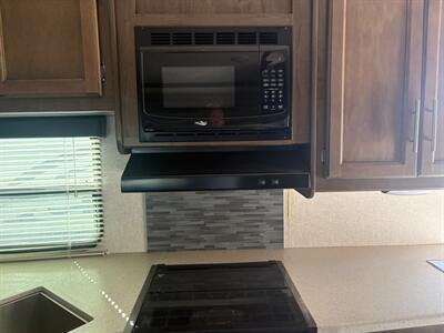 2019 Keystone COUGAR 22RBSWE - Photo 18 - Santee, CA 92071