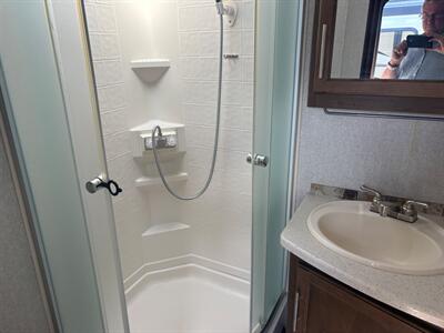 2019 Keystone COUGAR 22RBSWE - Photo 21 - Santee, CA 92071