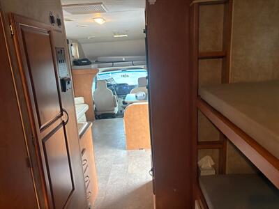 2016 WINNEBAGO MINNIE WINNIE 31 H - Photo 18 - Santee, CA 92071