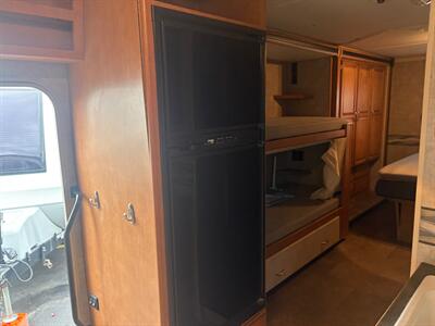 2016 WINNEBAGO MINNIE WINNIE 31 H - Photo 12 - Santee, CA 92071