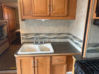 2016 WINNEBAGO MINNIE WINNIE 31 H - Photo 15 - Santee, CA 92071