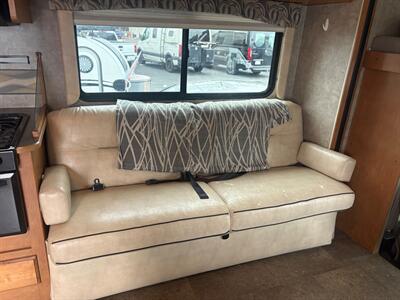 2016 WINNEBAGO MINNIE WINNIE 31 H - Photo 10 - Santee, CA 92071