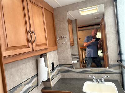 2016 WINNEBAGO MINNIE WINNIE 31 H - Photo 16 - Santee, CA 92071