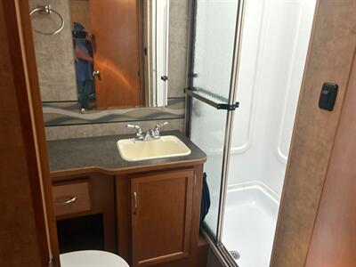 2016 WINNEBAGO MINNIE WINNIE 31 H - Photo 17 - Santee, CA 92071