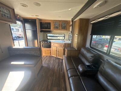 2019 FOREST RIVER FREEDOM EXPRESS ULTRA LITE 246 RKS - Photo 12 - Santee, CA 92071