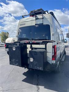 2021 WINNEBAGO REVEL 4X4 REVEL 4X4 - Photo 5 - Santee, CA 92071