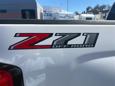 2018 CHEVROLET SILVERADO 1500 Z71 4X4 LT - Photo 5 - Santee, CA 92071