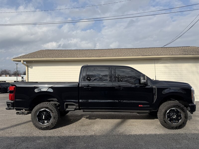2026 Ford F-350 Super Duty Lariat   - Photo 1 - Nashville, TN 37210