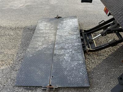 2022 Isuzu NQR  BOX - Photo 12 - Nashville, TN 37210